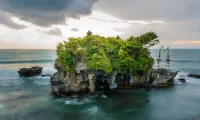 tanah lot picture